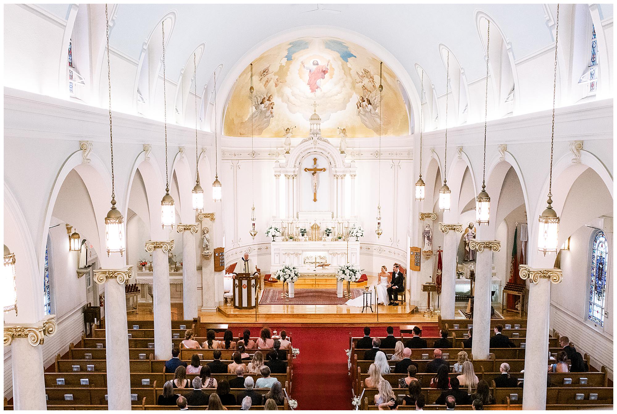 A Classic Newport Rhode Island Wedding at OceanCliff