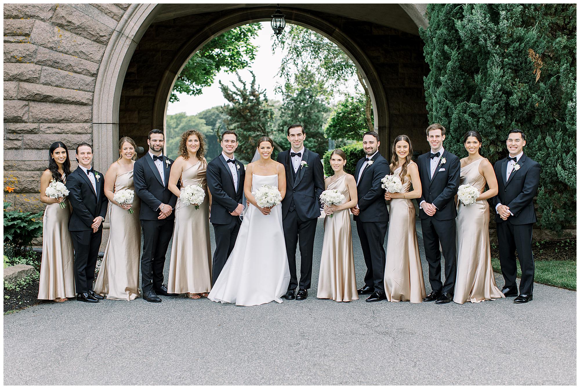 A Classic Newport Rhode Island Wedding at OceanCliff