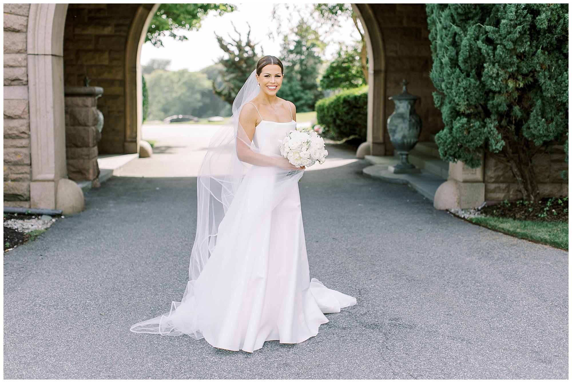 A Classic Newport Rhode Island Wedding at OceanCliff